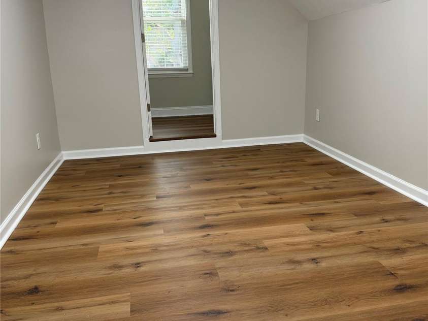 1015 4th Avenue, Gastonia, NC 28052.  MLS# CAR4431617, YatesRealty ID 54858. 