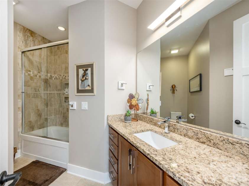 8 Broadmoor Drive, Arden, NC 28704.  MLS# CAR4431546, YatesRealty ID 54859. 