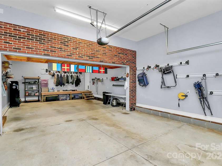 126 Anchor Lane, Troutman, NC 28166.  MLS# CAR4228228, YatesRealty ID 5486. 4 CAR GARAGE