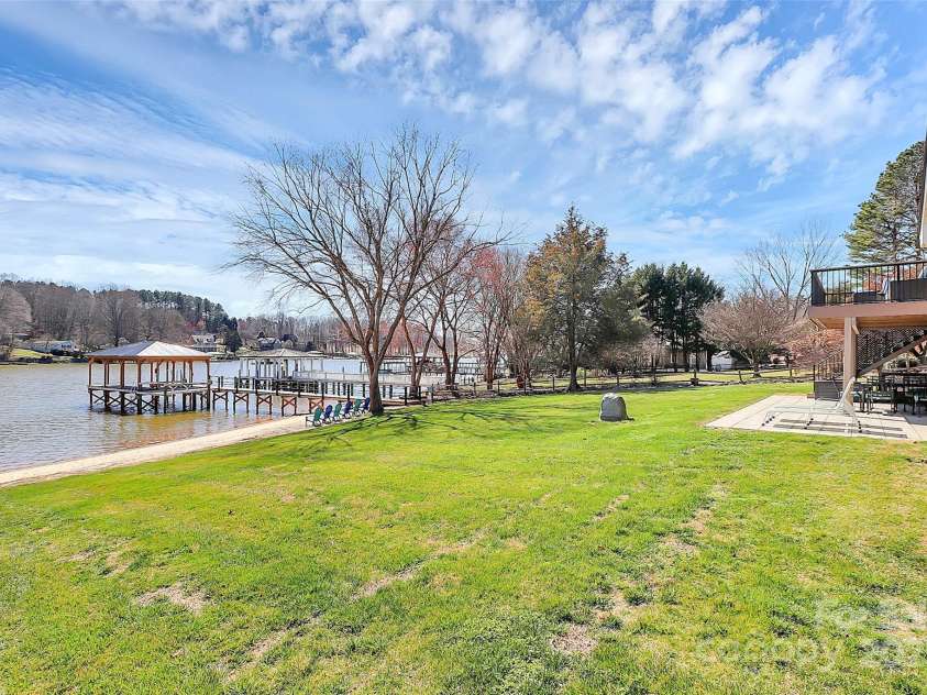 126 Anchor Lane, Troutman, NC 28166.  MLS# CAR4228228, YatesRealty ID 5486. 