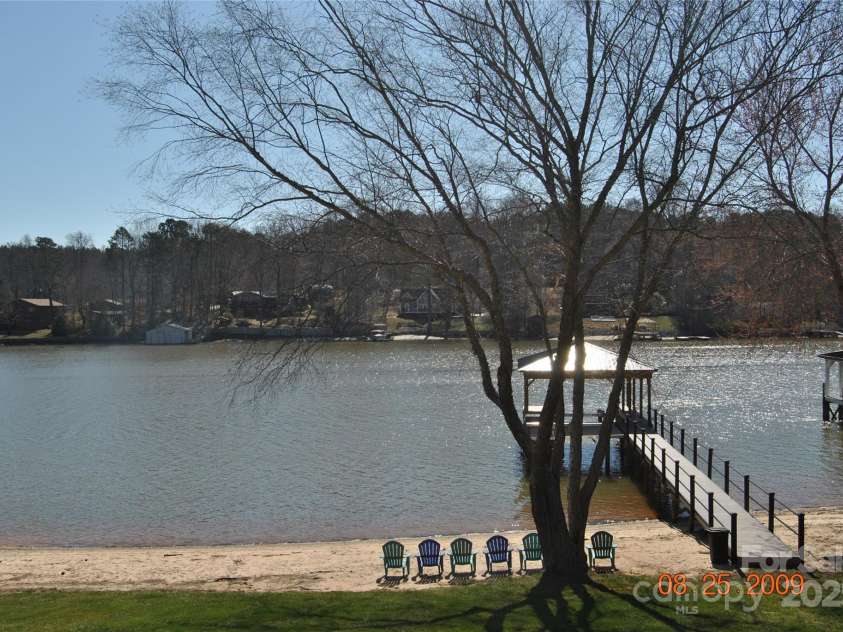 126 Anchor Lane, Troutman, NC 28166.  MLS# CAR4228228, YatesRealty ID 5486. BEACH