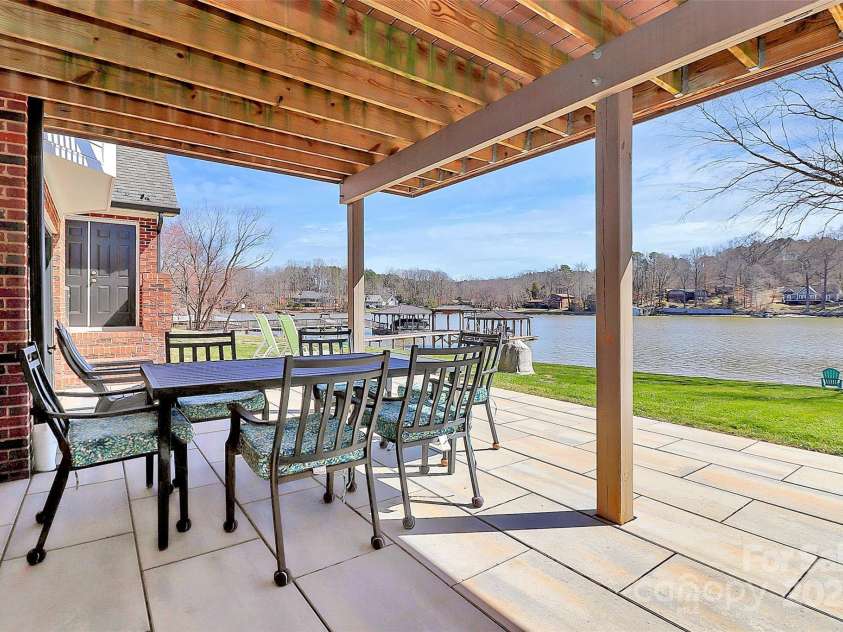 126 Anchor Lane, Troutman, NC 28166.  MLS# CAR4228228, YatesRealty ID 5486. COVER PATIO