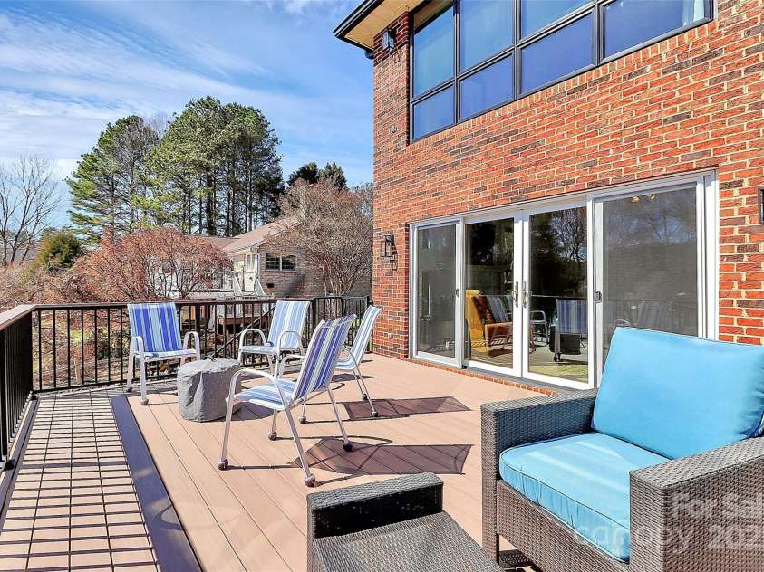 126 Anchor Lane, Troutman, NC 28166.  MLS# CAR4228228, YatesRealty ID 5486. ENJOY AN AFTERNOON in the SUN