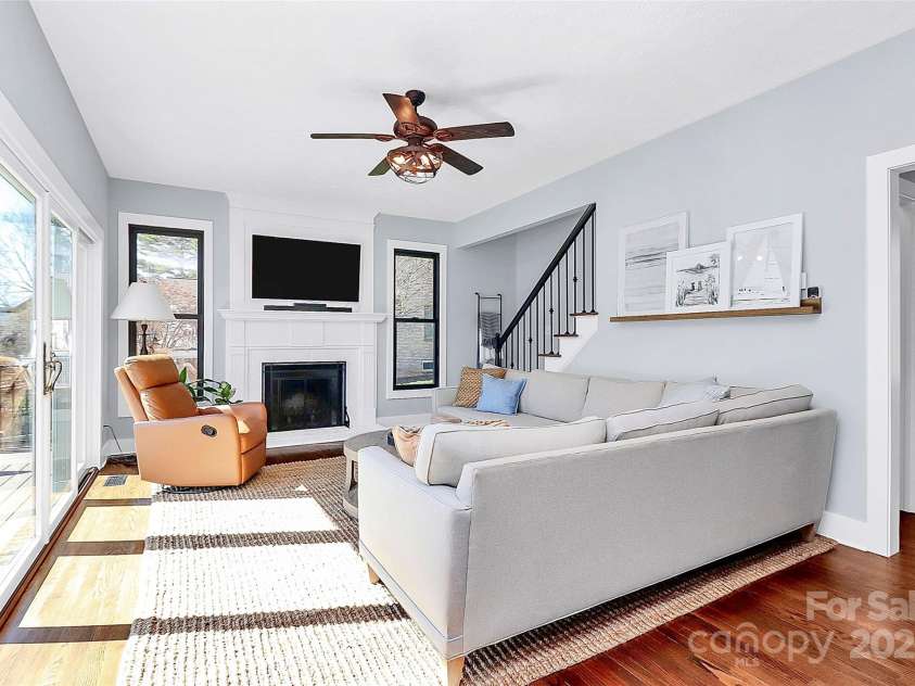 126 Anchor Lane, Troutman, NC 28166.  MLS# CAR4228228, YatesRealty ID 5486. GREAT ROOM