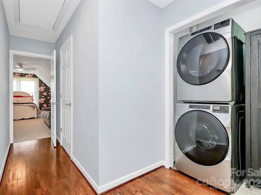 126 Anchor Lane, Troutman, NC 28166.  MLS# CAR4228228, YatesRealty ID 5486. LAUNDRY CLOSET