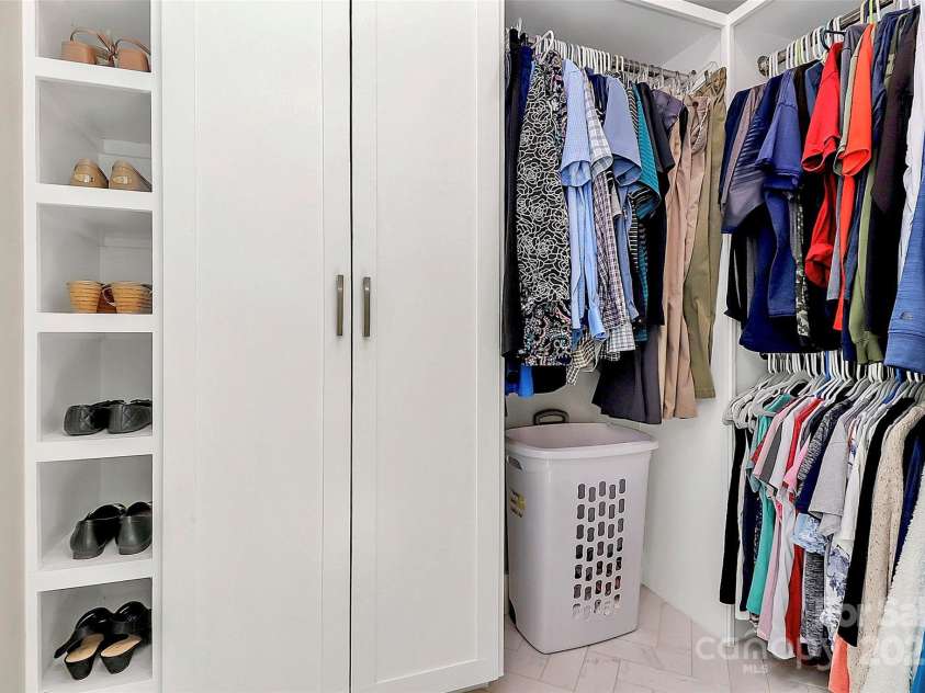 126 Anchor Lane, Troutman, NC 28166.  MLS# CAR4228228, YatesRealty ID 5486. OWNER'S CLOSET