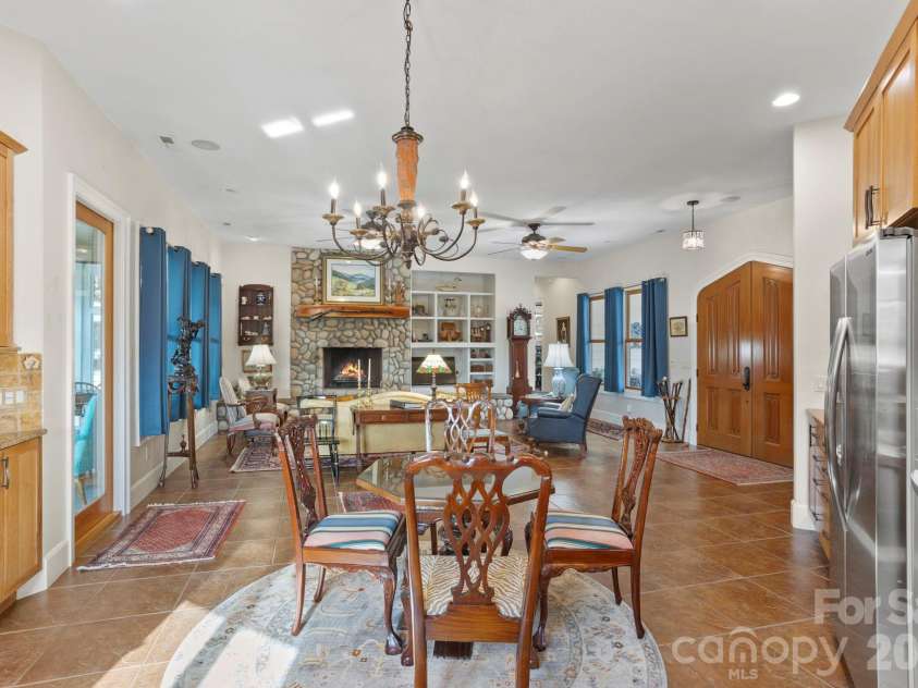 628 Vista Falls Road, Mills River, NC 28759.  MLS# CAR4358678, YatesRealty ID 5486. 