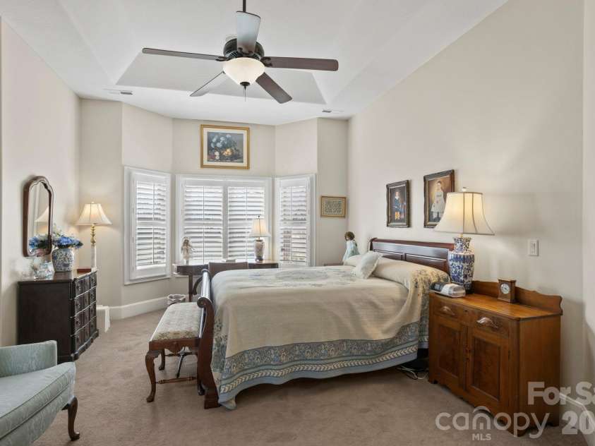628 Vista Falls Road, Mills River, NC 28759.  MLS# CAR4358678, YatesRealty ID 5486. 