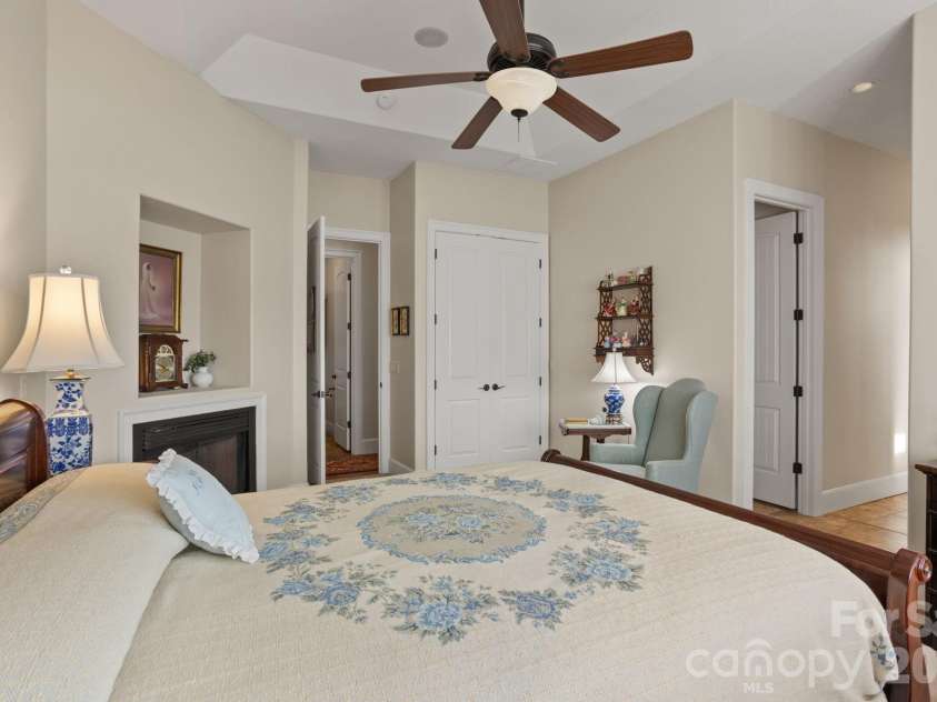 628 Vista Falls Road, Mills River, NC 28759.  MLS# CAR4358678, YatesRealty ID 5486. 