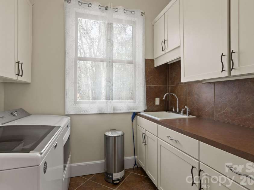 628 Vista Falls Road, Mills River, NC 28759.  MLS# CAR4358678, YatesRealty ID 5486. 