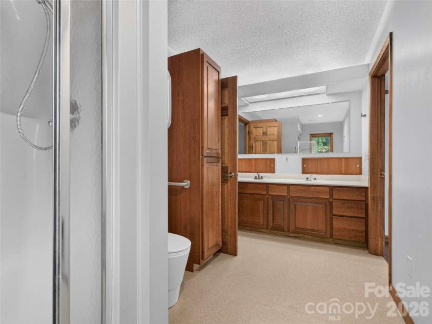 172 Clock Crest Drive, Pisgah Forest, NC 28768.  MLS# CAR4428630, YatesRealty ID 54860. 