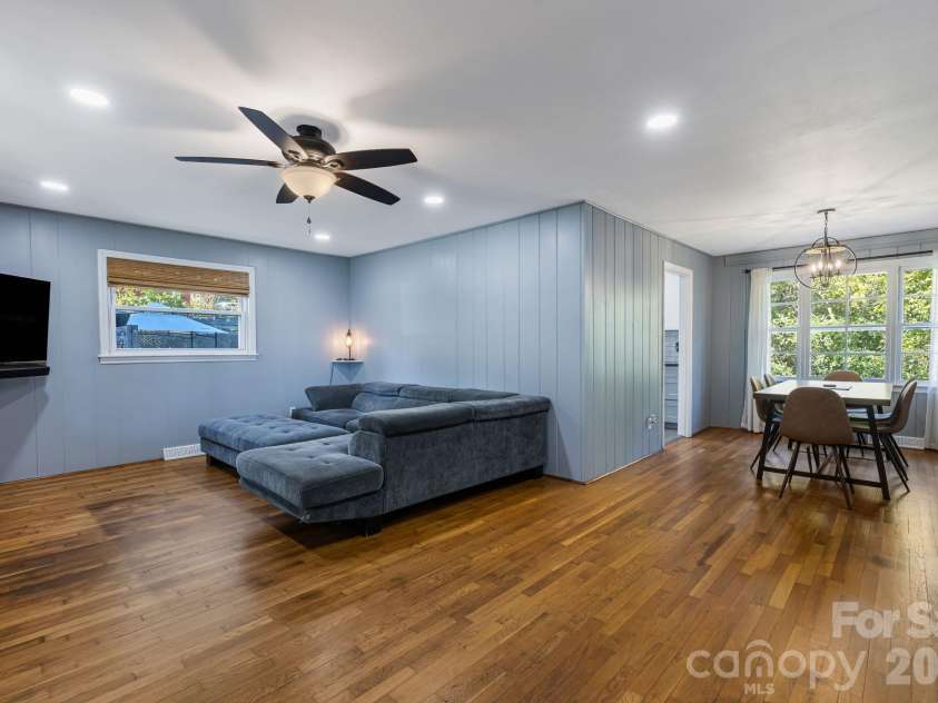 227 Cedar Hill Road, Asheville, NC 28806.  MLS# CAR4430299, YatesRealty ID 54864. 