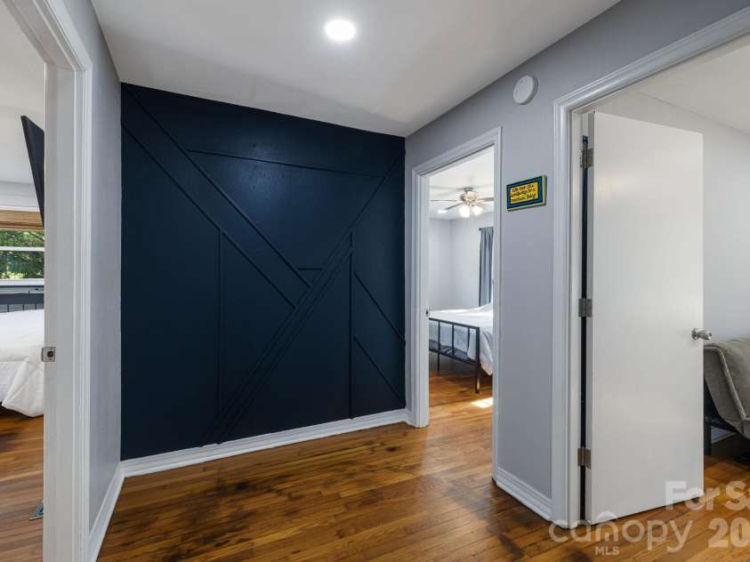 227 Cedar Hill Road, Asheville, NC 28806.  MLS# CAR4430299, YatesRealty ID 54864. 
