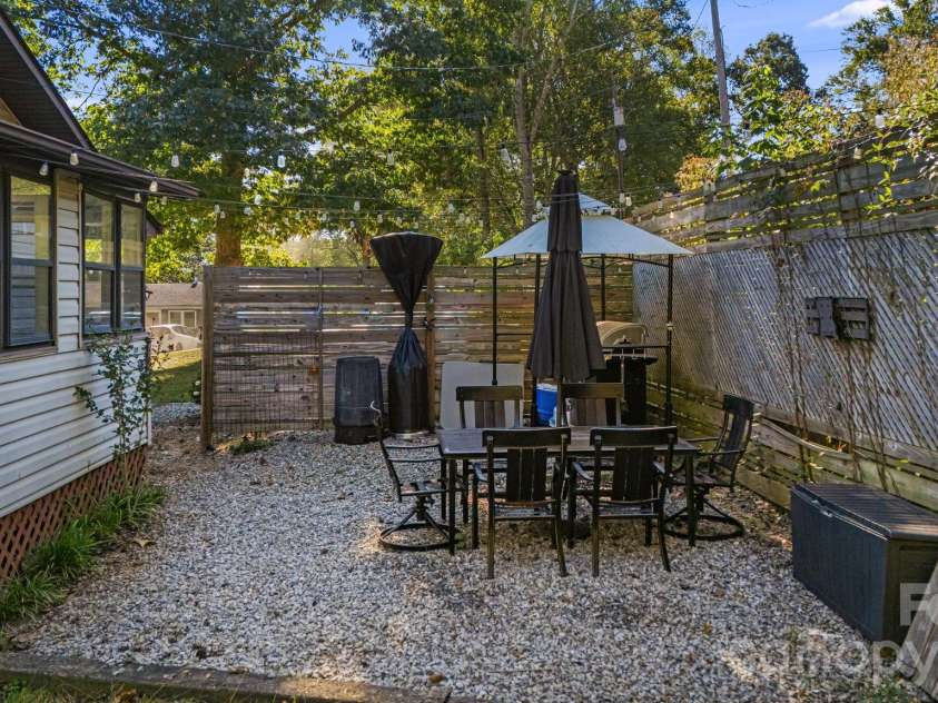 227 Cedar Hill Road, Asheville, NC 28806.  MLS# CAR4430299, YatesRealty ID 54864. 