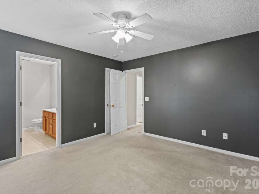 211 Whispering Pines Lane, Linwood, NC 27299.  MLS# CAR4429174, YatesRealty ID 54867. 