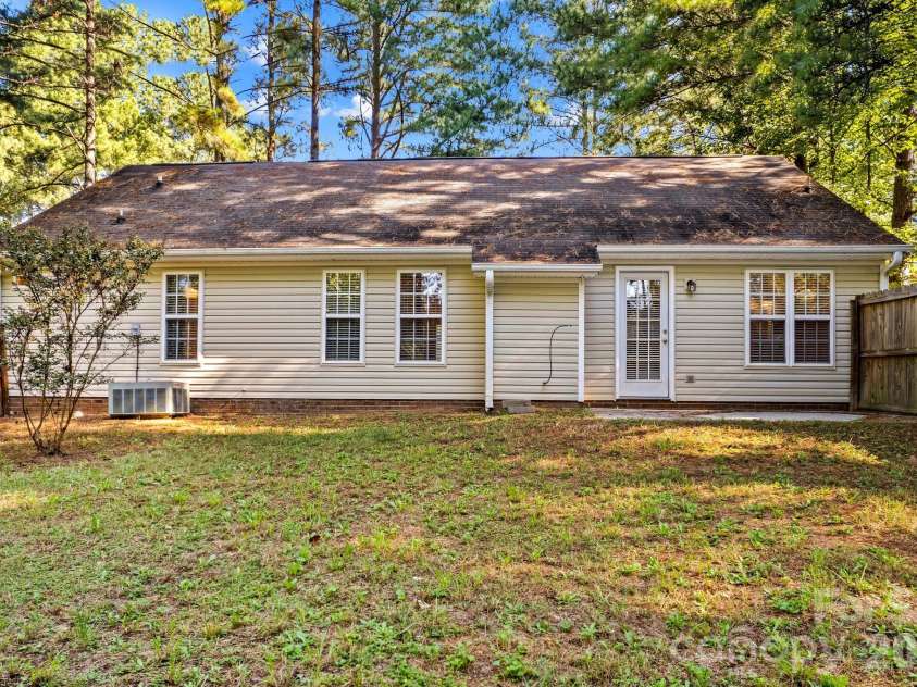 211 Whispering Pines Lane, Linwood, NC 27299.  MLS# CAR4429174, YatesRealty ID 54867. 