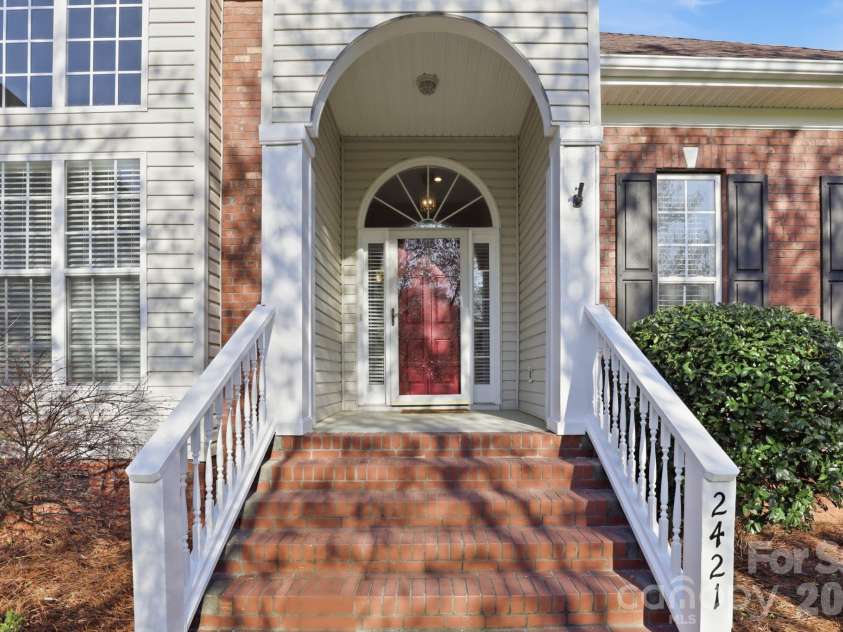 2421 Sweetbriar Lane, Rock Hill, SC 29732.  MLS# CAR4352010, YatesRealty ID 5487. 