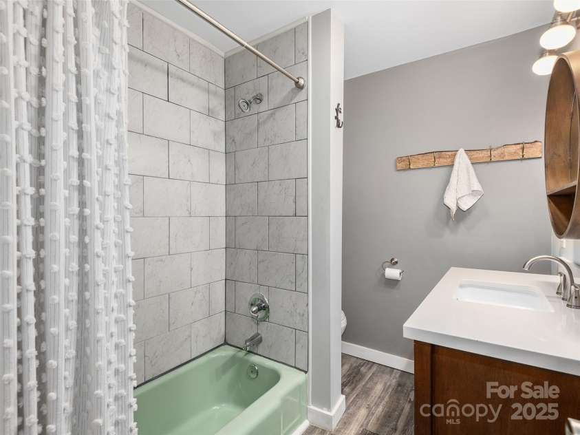 259 Herron Cove Road, Weaverville, NC 28787.  MLS# CAR4228536, YatesRealty ID 5487. 2nd Full Bath