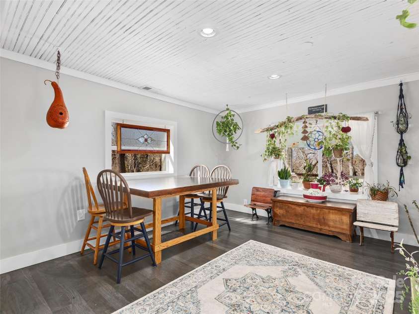 259 Herron Cove Road, Weaverville, NC 28787.  MLS# CAR4228536, YatesRealty ID 5487. Living Room 11'9