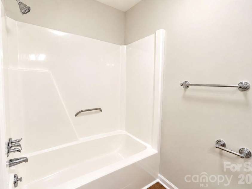 2102 Main Street, Kannapolis, NC 28081.  MLS# CAR4426090, YatesRealty ID 54870. 