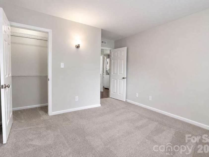 2102 Main Street, Kannapolis, NC 28081.  MLS# CAR4426090, YatesRealty ID 54870. 
