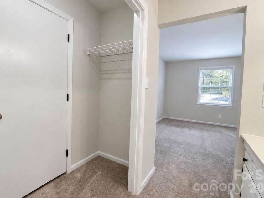 2102 Main Street, Kannapolis, NC 28081.  MLS# CAR4426090, YatesRealty ID 54870. 