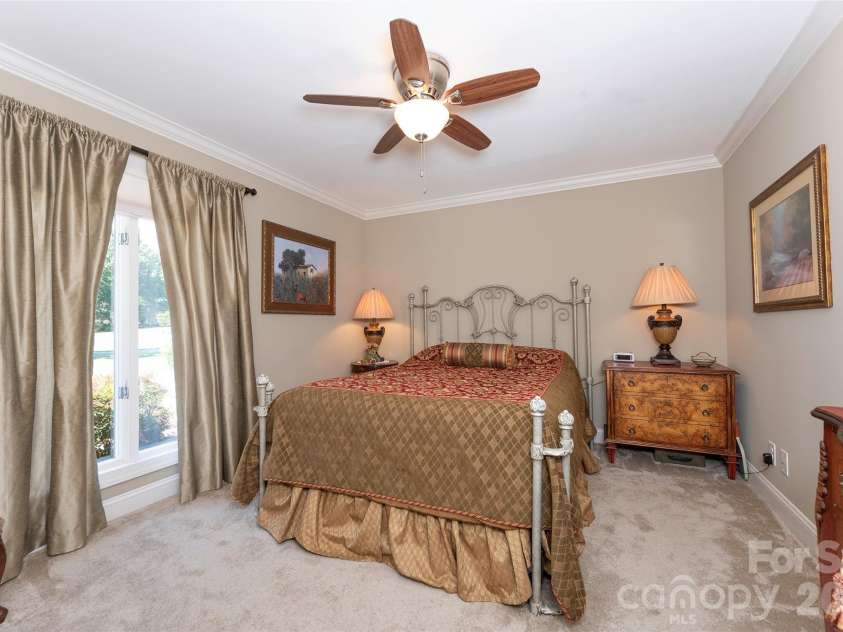 109 Holly Circle, Bermuda Run, NC 27006.  MLS# CAR4429639, YatesRealty ID 54873. 