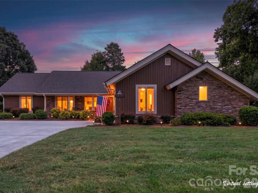 109 Holly Circle, Bermuda Run, NC 27006.  MLS# CAR4429639, YatesRealty ID 54873. 