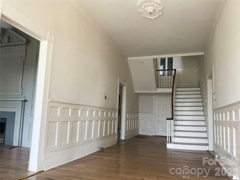 117 Academy Street, Union, SC 29379.  MLS# CAR4431166, YatesRealty ID 54876. 