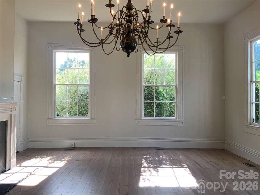 117 Academy Street, Union, SC 29379.  MLS# CAR4431166, YatesRealty ID 54876. 