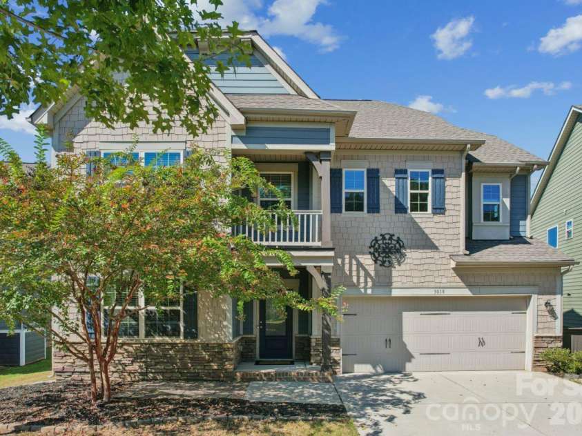 3018 Oakmere Road, Waxhaw, NC 28173.  MLS# CAR4431624, YatesRealty ID 54879. Front Exterior