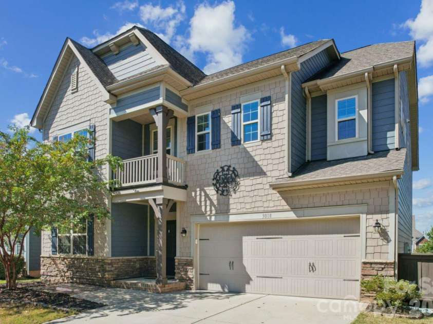 3018 Oakmere Road, Waxhaw, NC 28173.  MLS# CAR4431624, YatesRealty ID 54879. Front Exterior