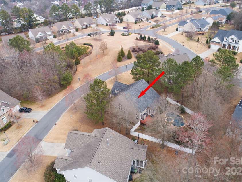 4006 Hickory View Drive, Fort Mill, SC 29707.  MLS# CAR4229187, YatesRealty ID 5488. 