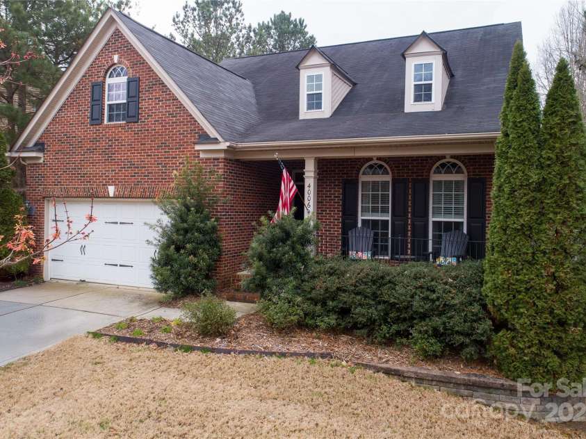 4006 Hickory View Drive, Fort Mill, SC 29707.  MLS# CAR4229187, YatesRealty ID 5488. 