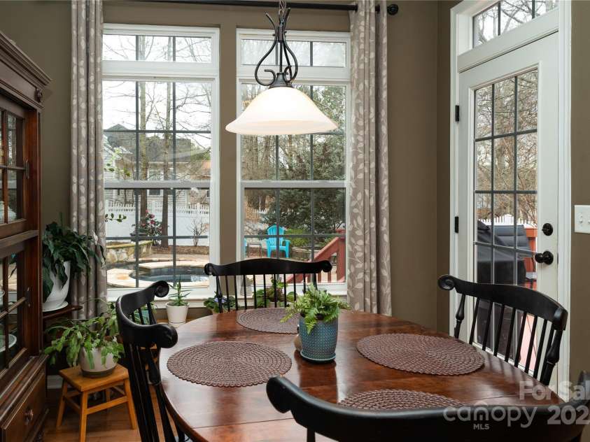 4006 Hickory View Drive, Fort Mill, SC 29707.  MLS# CAR4229187, YatesRealty ID 5488. 