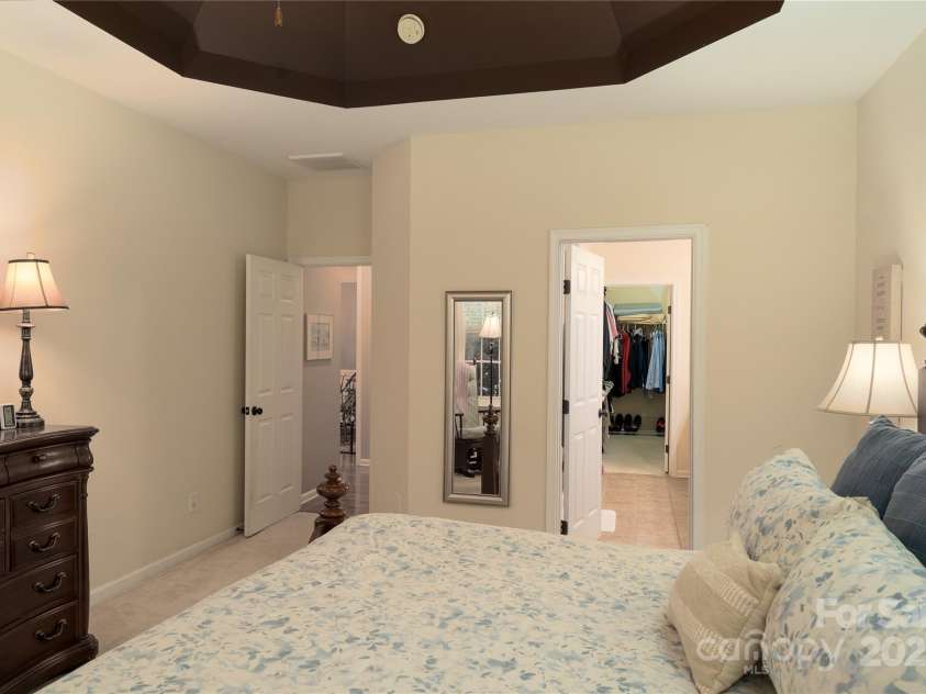 4006 Hickory View Drive, Fort Mill, SC 29707.  MLS# CAR4229187, YatesRealty ID 5488. 