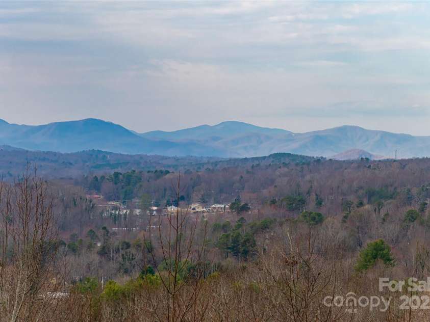 837 California Avenue, Marion, NC 28752.  MLS# CAR4260788, YatesRealty ID 5488. Ahhhhhh!