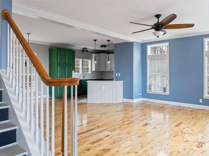 837 California Avenue, Marion, NC 28752.  MLS# CAR4260788, YatesRealty ID 5488. Open Floor Concept