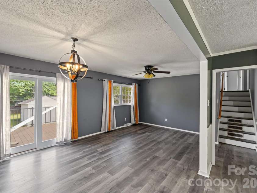206 King Henry Lane, Gastonia, NC 28056.  MLS# CAR4431460, YatesRealty ID 54883. 