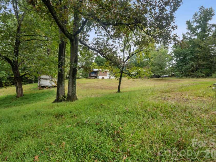 6958 NC Hwy 9 Highway, Columbus, NC 28722.  MLS# CAR4429914, YatesRealty ID 54884. 