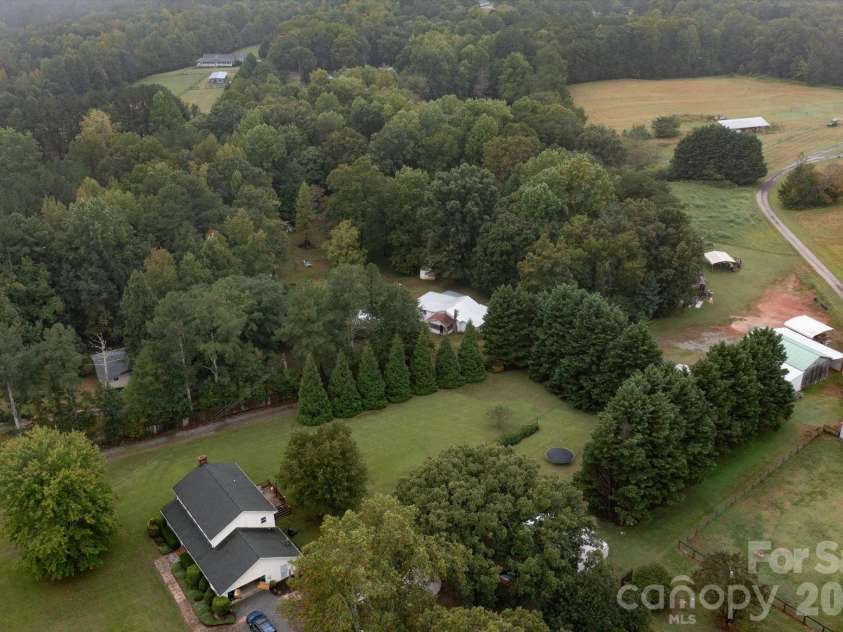 6958 NC Hwy 9 Highway, Columbus, NC 28722.  MLS# CAR4429914, YatesRealty ID 54884. 
