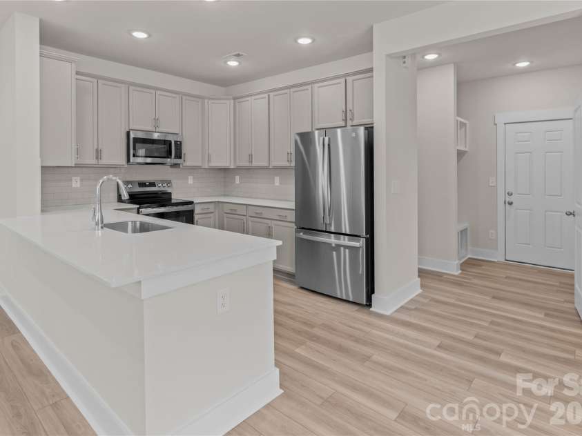 485 Etna Street, Gastonia, NC 28052.  MLS# CAR4395843, YatesRealty ID 54886. 