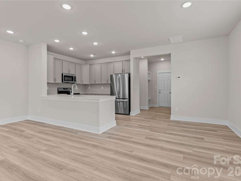 485 Etna Street, Gastonia, NC 28052.  MLS# CAR4395843, YatesRealty ID 54886. 