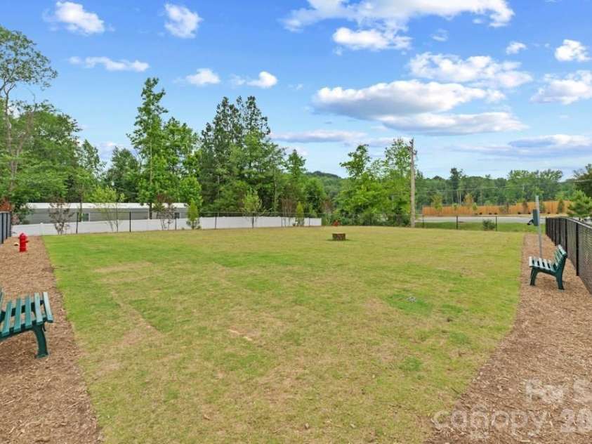 485 Etna Street, Gastonia, NC 28052.  MLS# CAR4395843, YatesRealty ID 54886. Dog Park