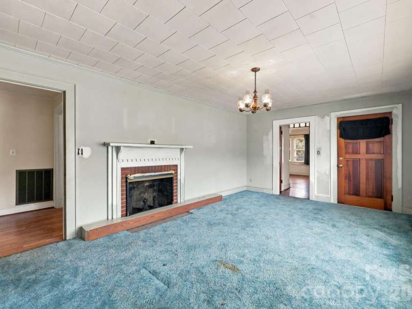 2204 Main Street, Albemarle, NC 28001.  MLS# CAR4431673, YatesRealty ID 54889. 