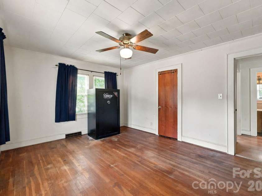 2204 Main Street, Albemarle, NC 28001.  MLS# CAR4431673, YatesRealty ID 54889. 