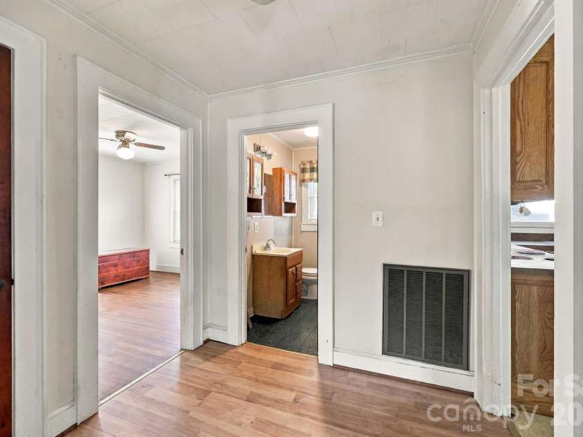 2204 Main Street, Albemarle, NC 28001.  MLS# CAR4431673, YatesRealty ID 54889. 