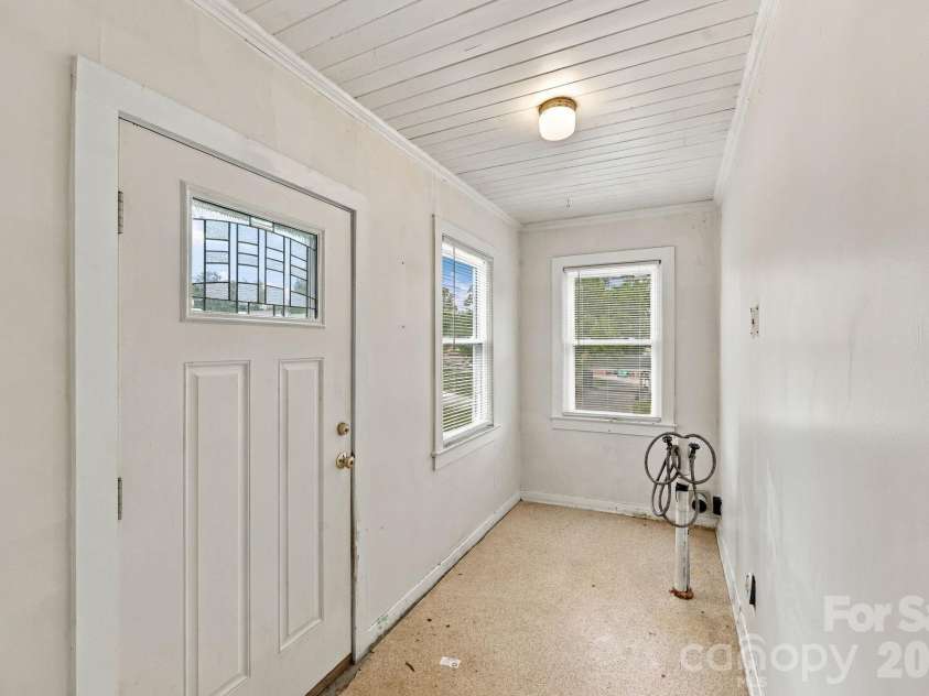2204 Main Street, Albemarle, NC 28001.  MLS# CAR4431673, YatesRealty ID 54889. 