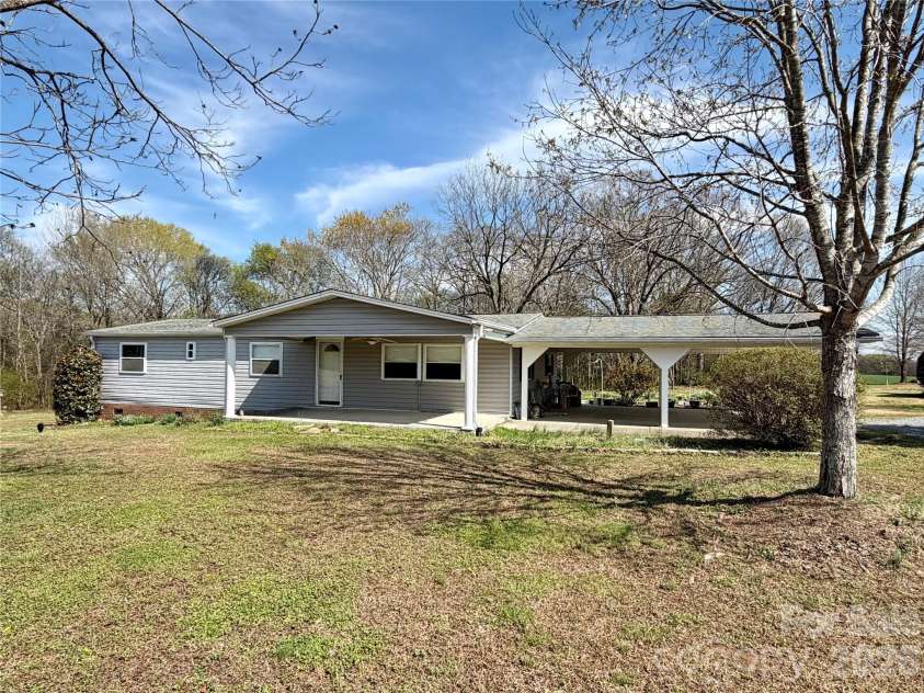24386 Endy Road, Albemarle, NC 28001.  MLS# CAR4358050, YatesRealty ID 5489. 