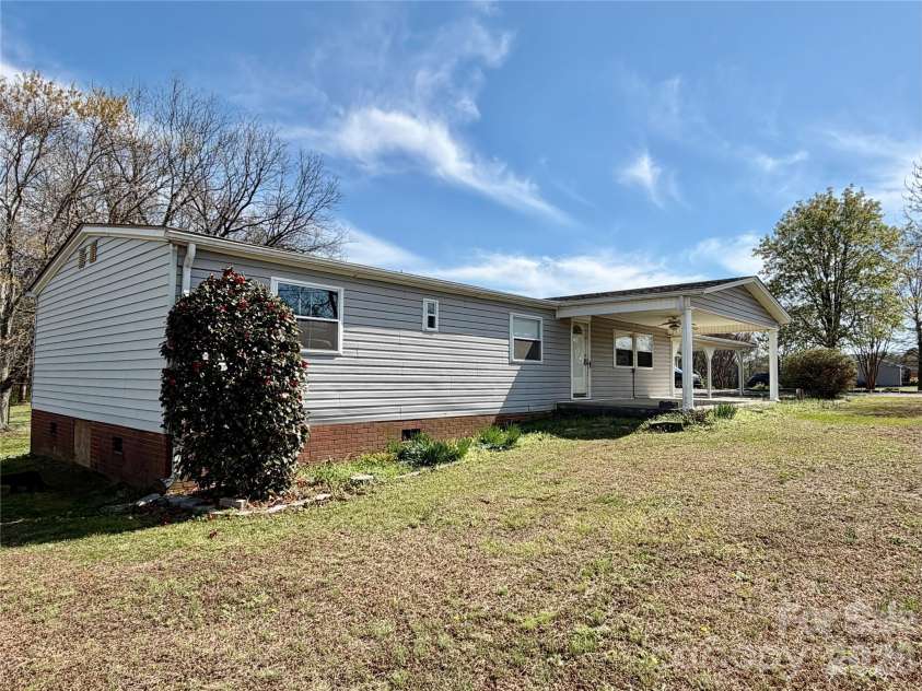24386 Endy Road, Albemarle, NC 28001.  MLS# CAR4358050, YatesRealty ID 5489. 